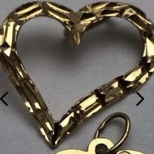 14k Gold Heart Pendant